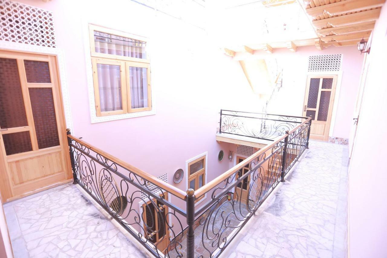 Anis-Pari Hotel Buchara Exteriör bild