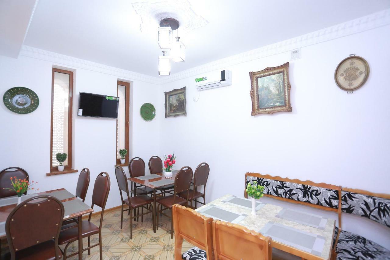 Anis-Pari Hotel Buchara Exteriör bild