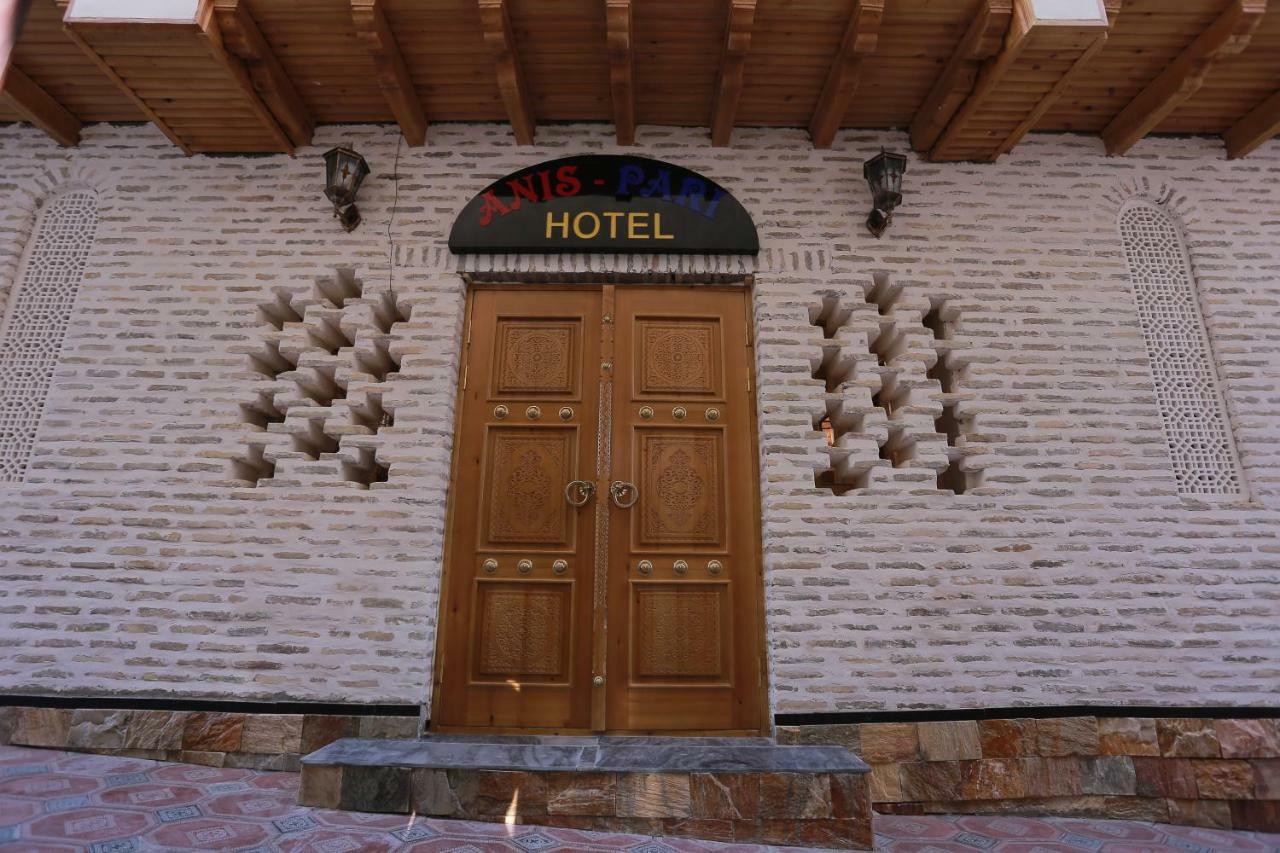 Anis-Pari Hotel Buchara Exteriör bild