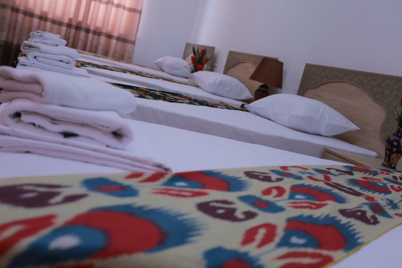 Anis-Pari Hotel Buchara Exteriör bild