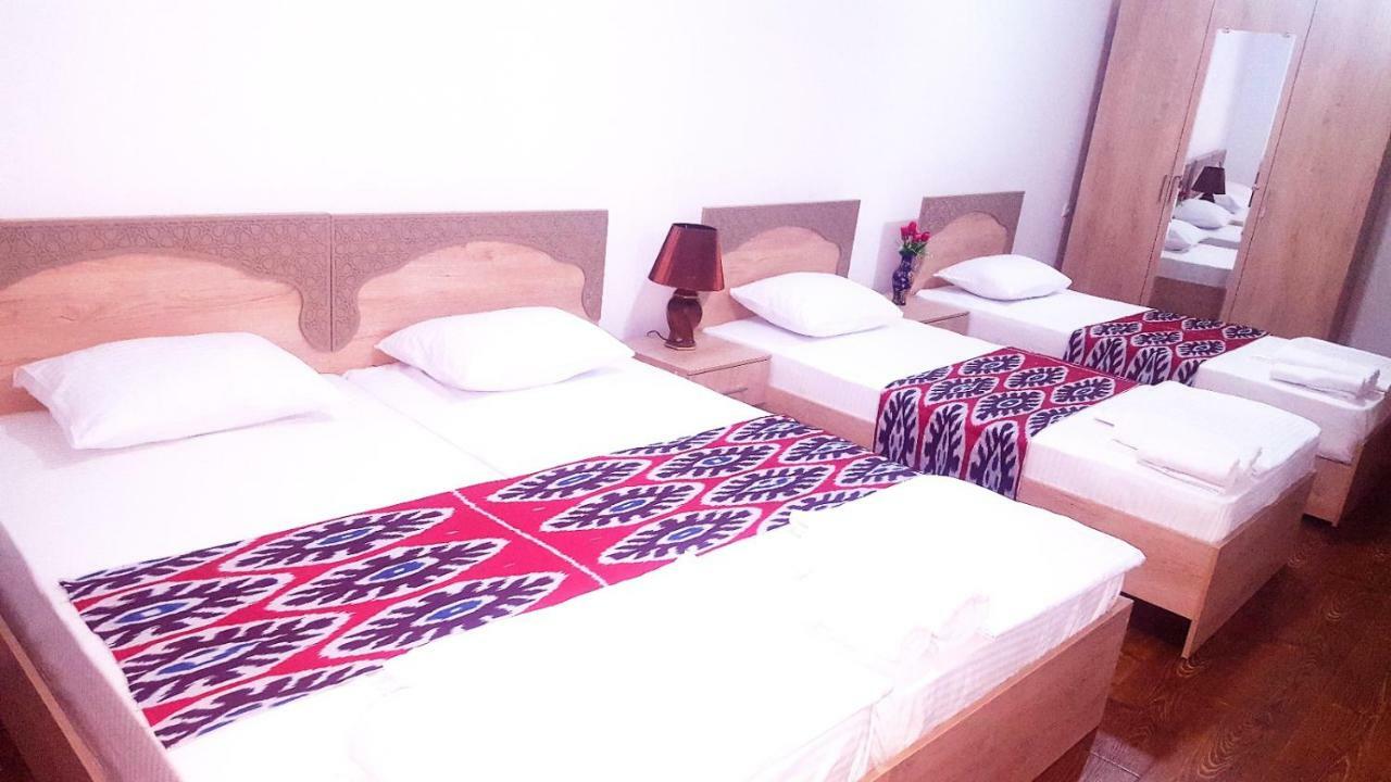 Anis-Pari Hotel Buchara Exteriör bild