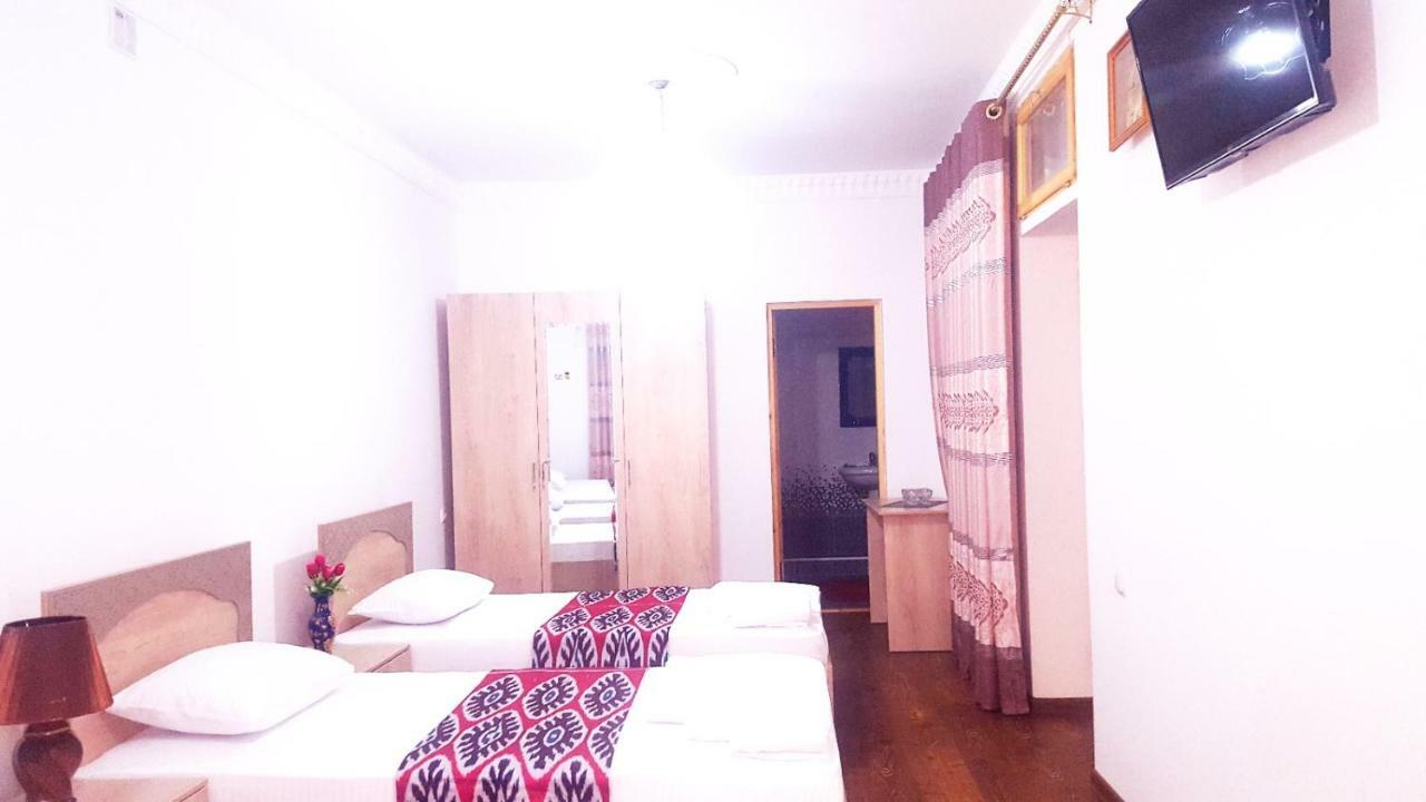 Anis-Pari Hotel Buchara Exteriör bild