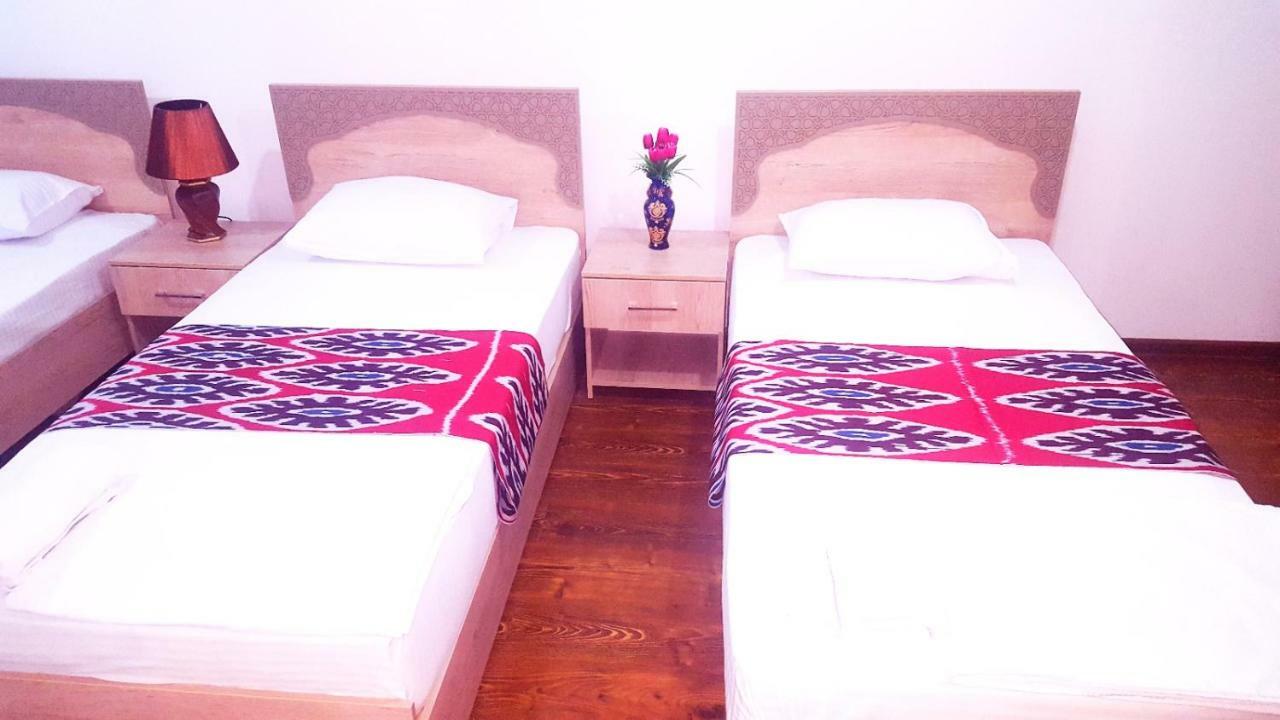 Anis-Pari Hotel Buchara Exteriör bild